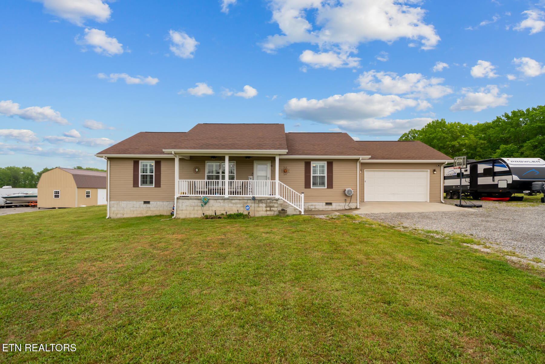 233 Georgee Road Jamestown, TN 38556 - Photo 2 of 43 DSC05606