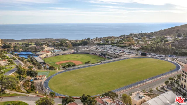 $13,000 | 3516 Malibu Country Drive, Malibu, CA 90265