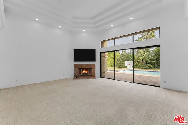 $13,000 | 3516 Malibu Country Drive, Malibu, CA 90265