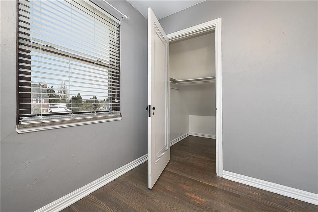 726 Greenlee Road Pittsburgh, PA 15227 - Photo 14 of 25