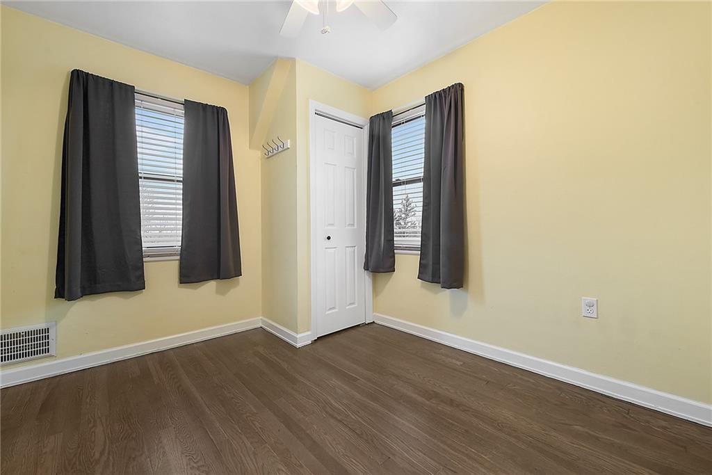 726 Greenlee Road Pittsburgh, PA 15227 - Photo 15 of 25