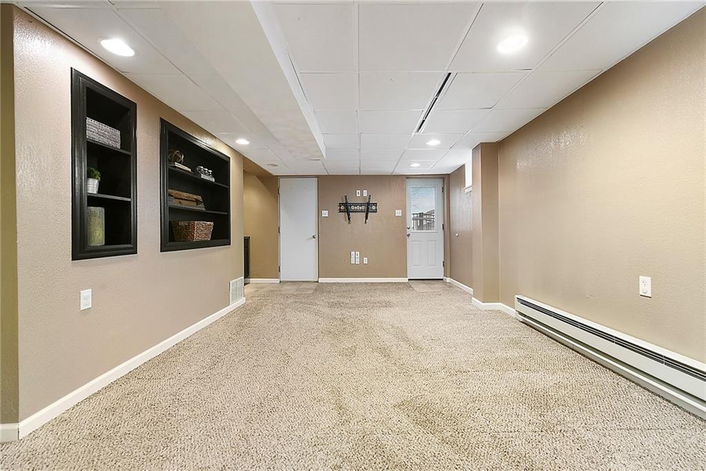 726 Greenlee Road Pittsburgh, PA 15227 - Photo 16 of 25