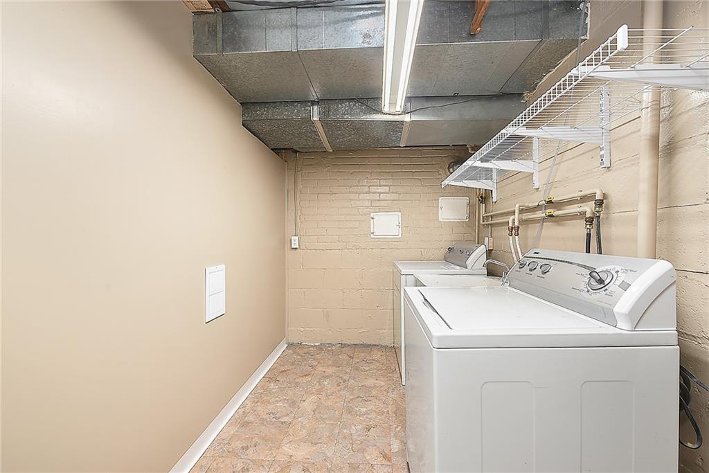 726 Greenlee Road Pittsburgh, PA 15227 - Photo 19 of 25