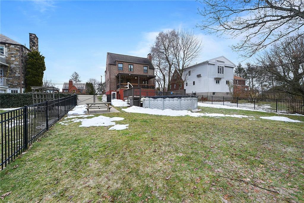 726 Greenlee Road Pittsburgh, PA 15227 - Photo 23 of 25