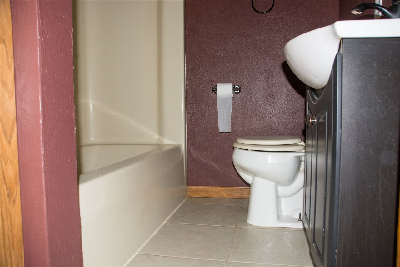 1193 Tyler Road Southeast Kalkaska, MI 49646 - Photo 7 of 35 1869209-6.JPG