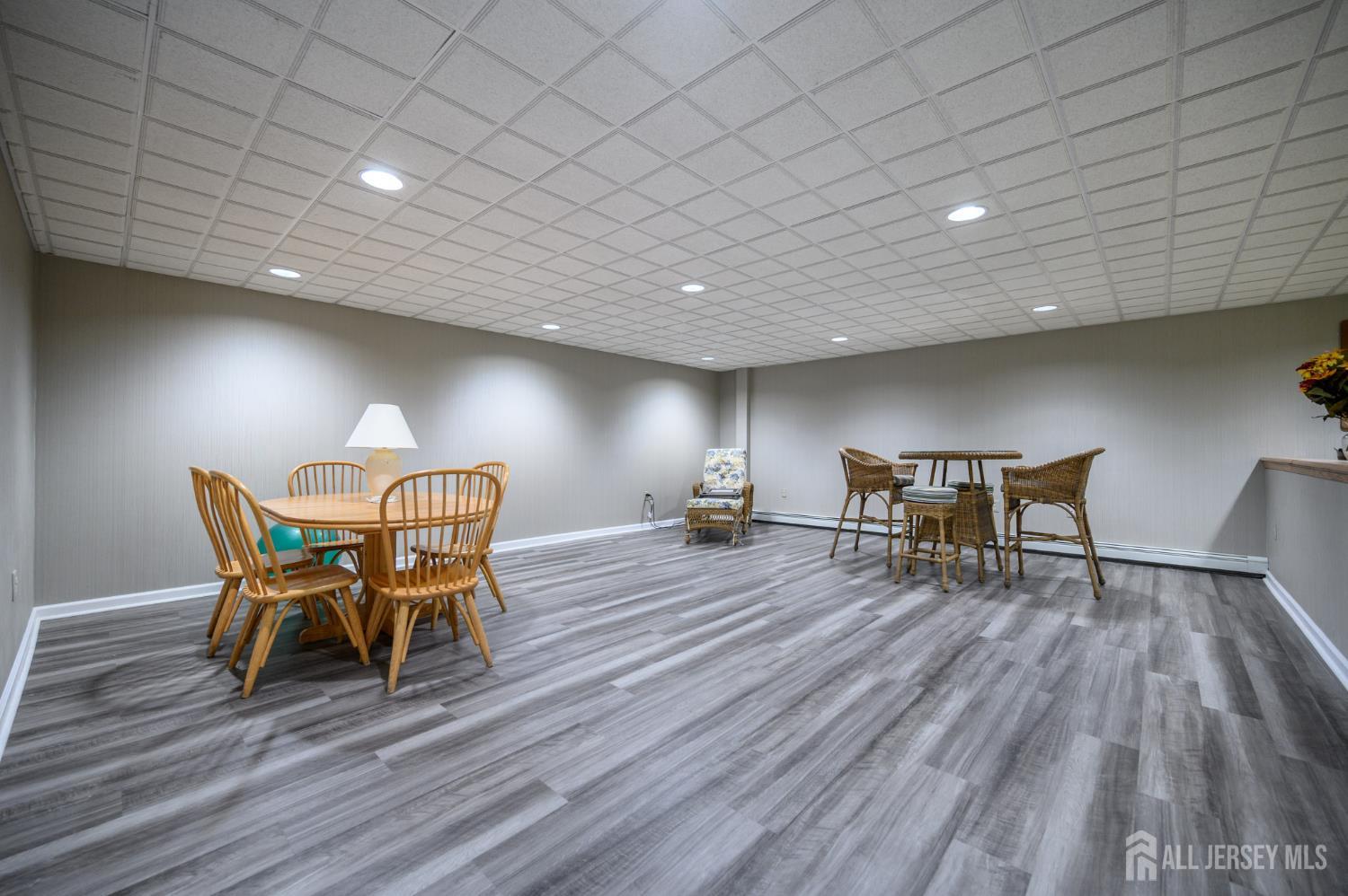 1404 Columbus Road Burlington, NJ 08016 - Photo 38 of 60 Gallery Image 38