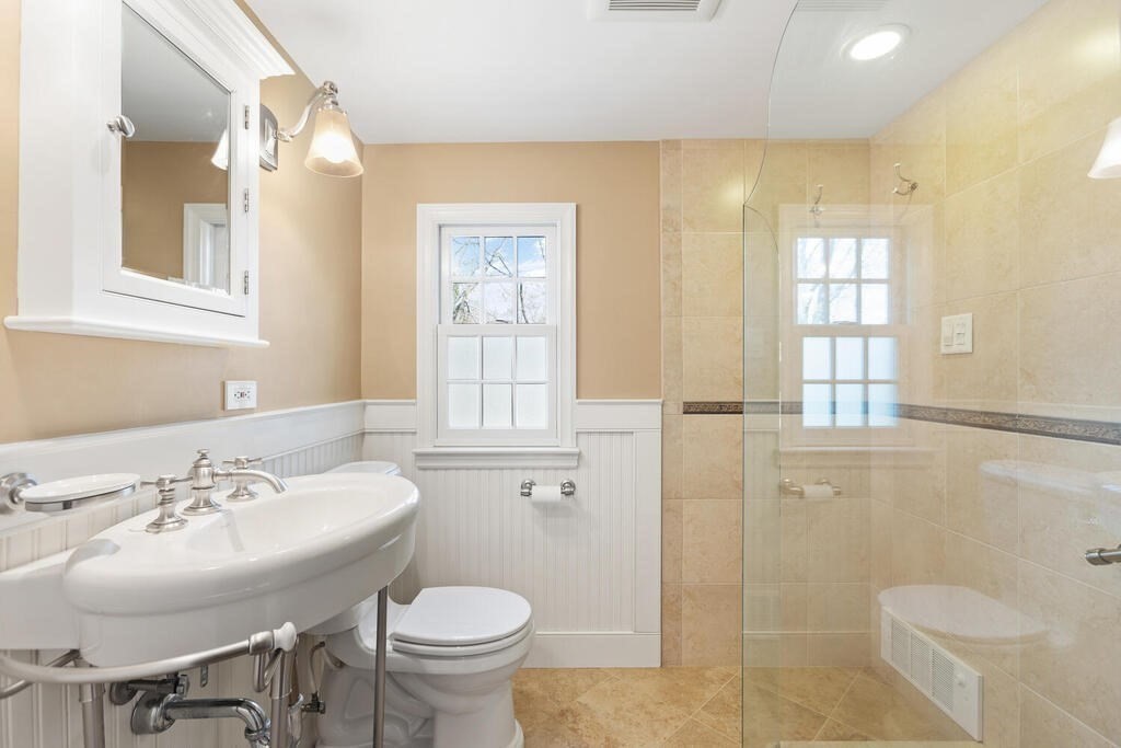 25 Albamont Road Winchester, MA 01890 - Photo 21 of 35 Gallery Image 21