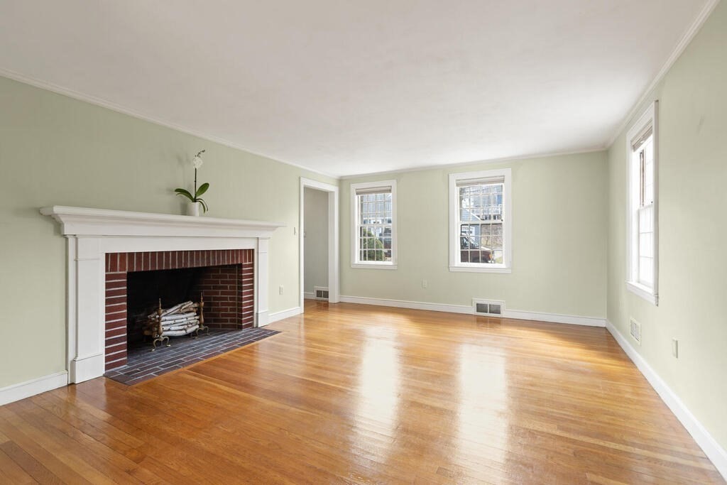 25 Albamont Road Winchester, MA 01890 - Photo 5 of 35 Gallery Image 5