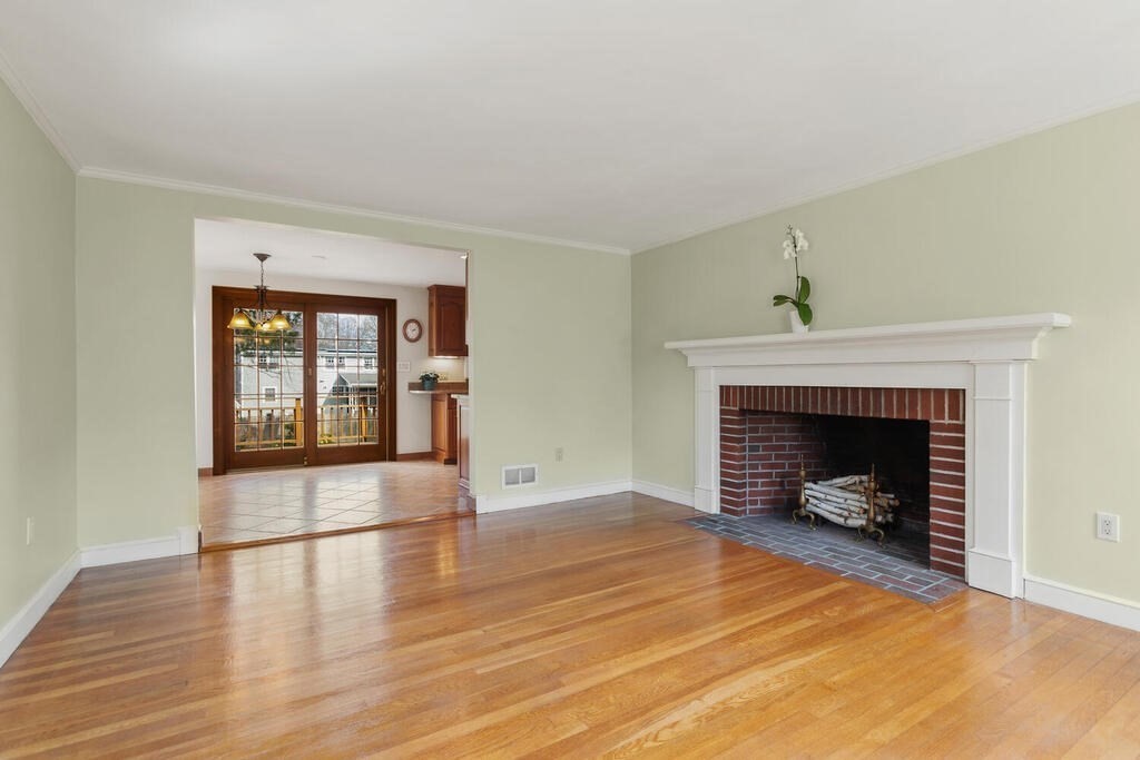 25 Albamont Road Winchester, MA 01890 - Photo 6 of 35 Gallery Image 6