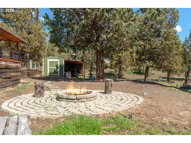 $299,900 | 15144 Southeast Easy Street, Prineville, OR 97754