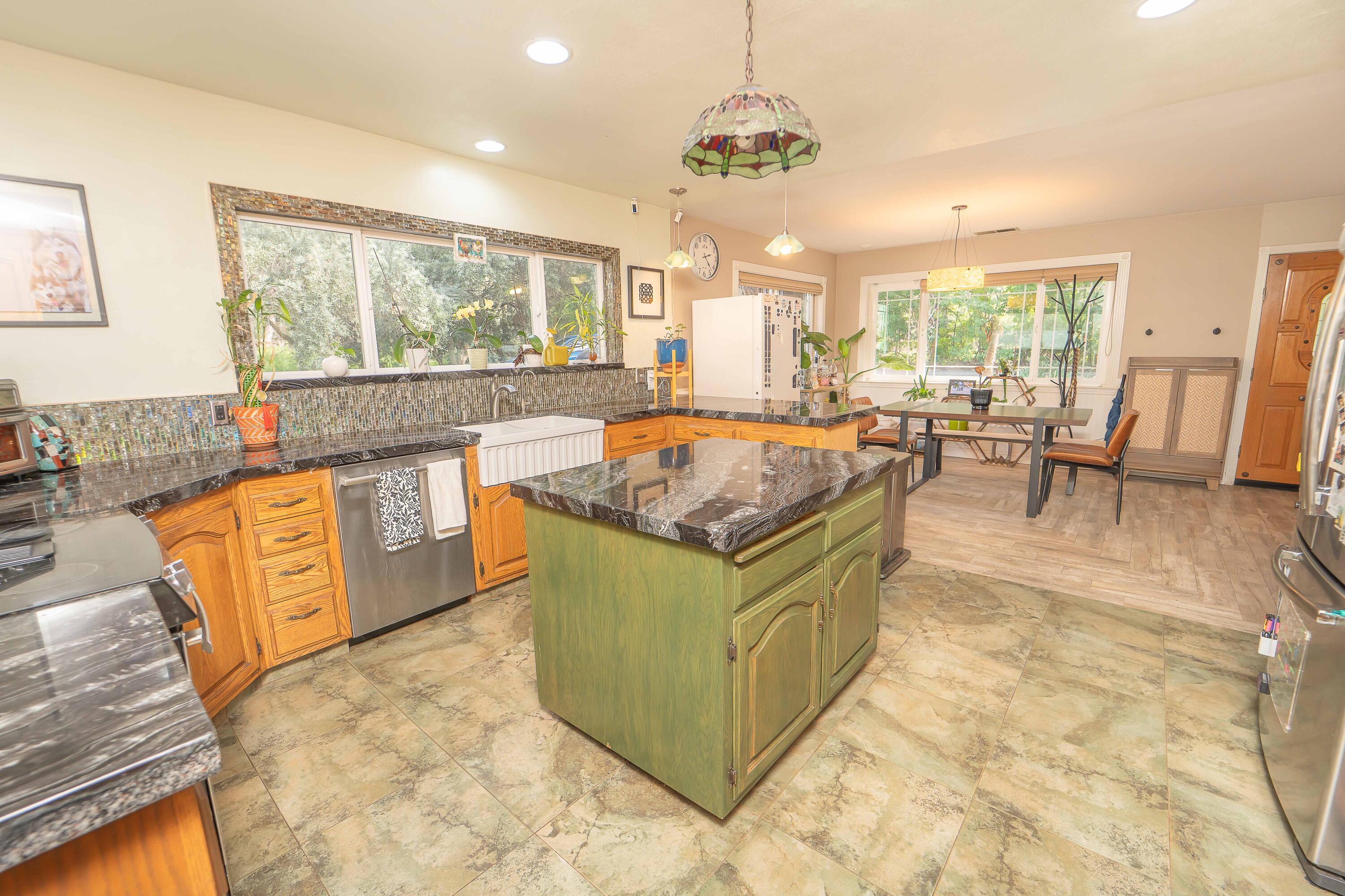 43043 South Fork Drive Three Rivers, CA 93271 - Photo 13 of 43 -