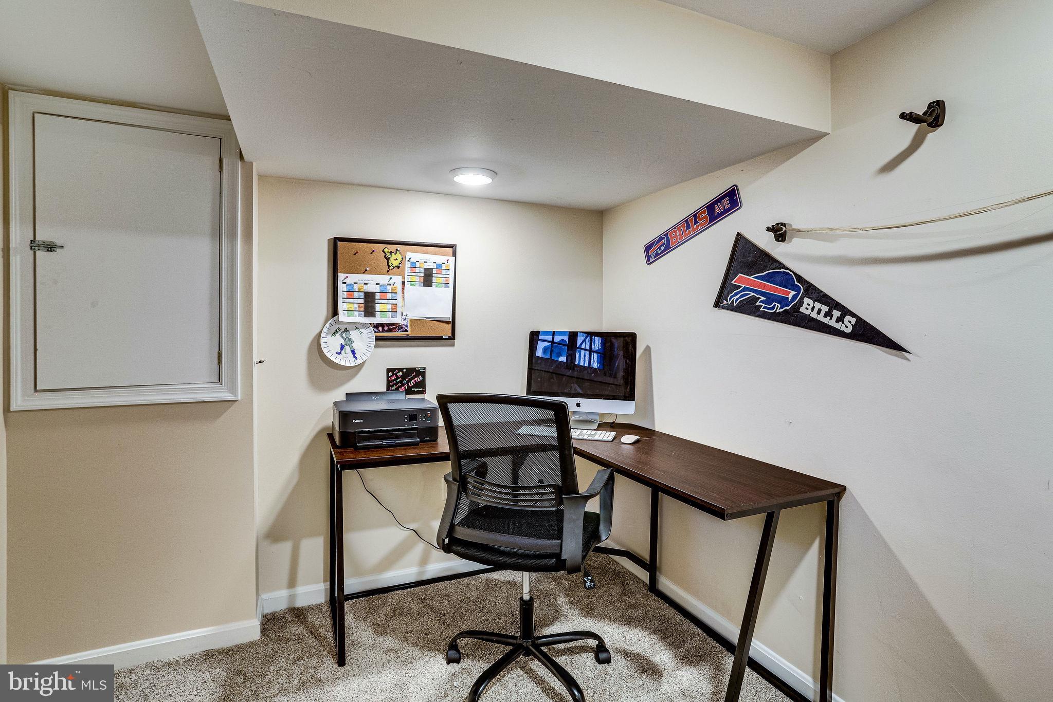 9907 Renfrew Road Silver Spring, MD 20901 - Photo 25 of 32 Home office