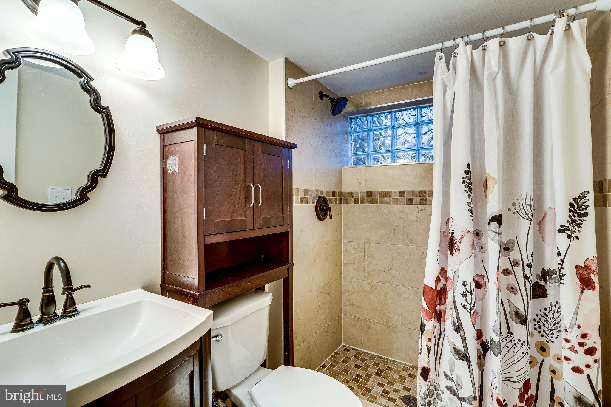 9907 Renfrew Road Silver Spring, MD 20901 - Photo 26 of 32 Lower level renovated full bathroom