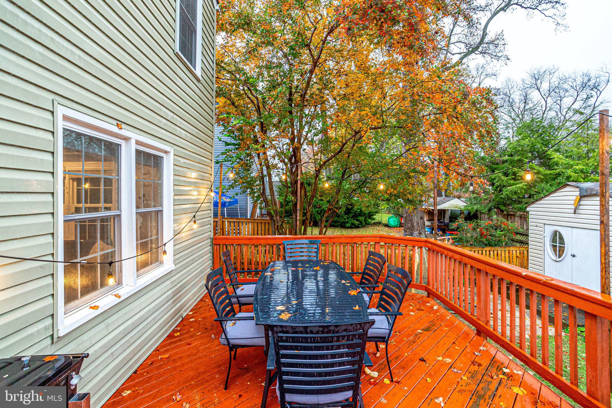 9907 Renfrew Road Silver Spring, MD 20901 - Photo 27 of 32 Expansive deck