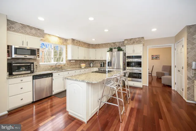 $915,000 | 9309 East Carondelet Drive, Manassas Park, VA 20111