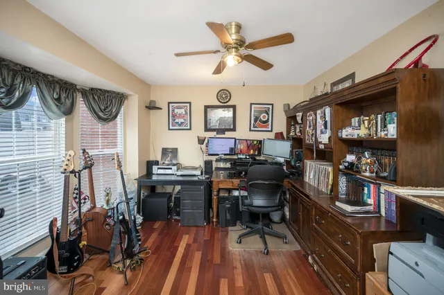 $915,000 | 9309 East Carondelet Drive, Manassas Park, VA 20111