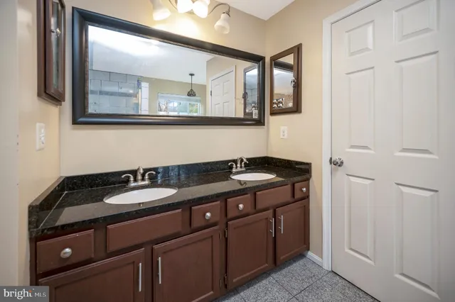 $915,000 | 9309 East Carondelet Drive, Manassas Park, VA 20111