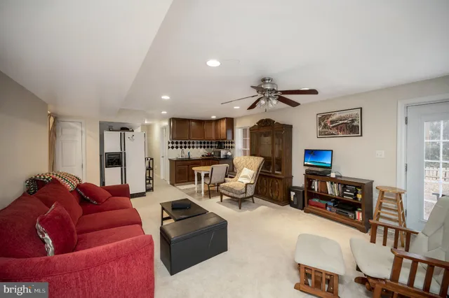 $915,000 | 9309 East Carondelet Drive, Manassas Park, VA 20111