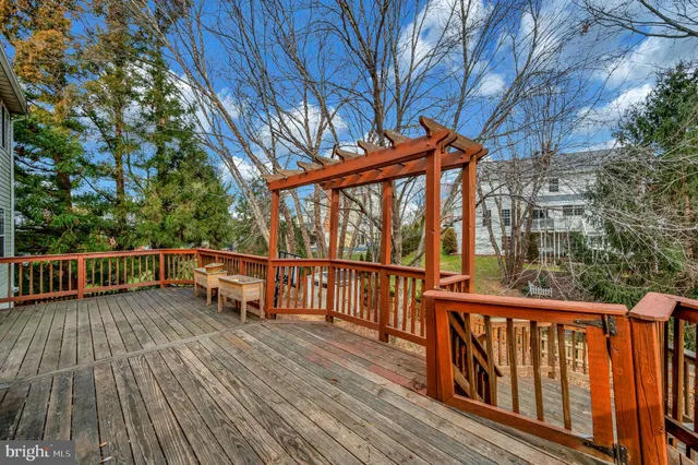 $915,000 | 9309 East Carondelet Drive, Manassas Park, VA 20111