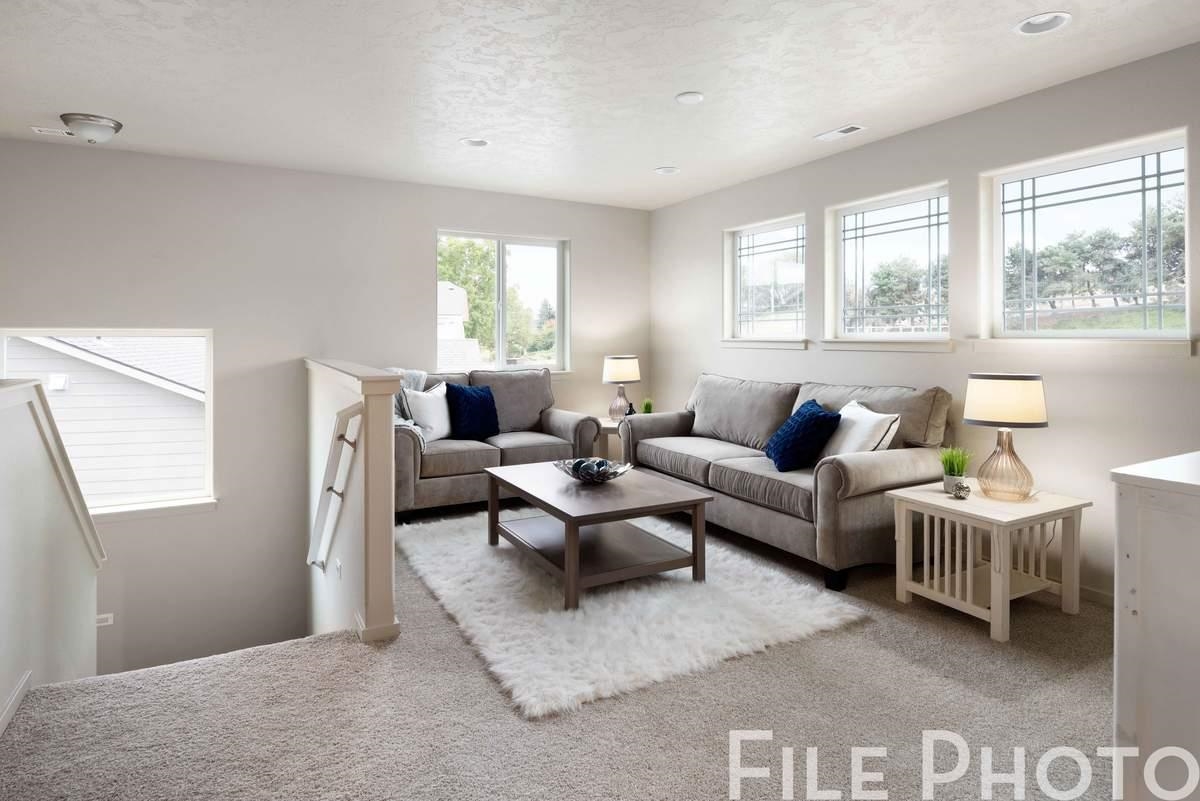 18811 East Riverside Avenue Spokane Valley, WA 99016 - Photo 5 of 6