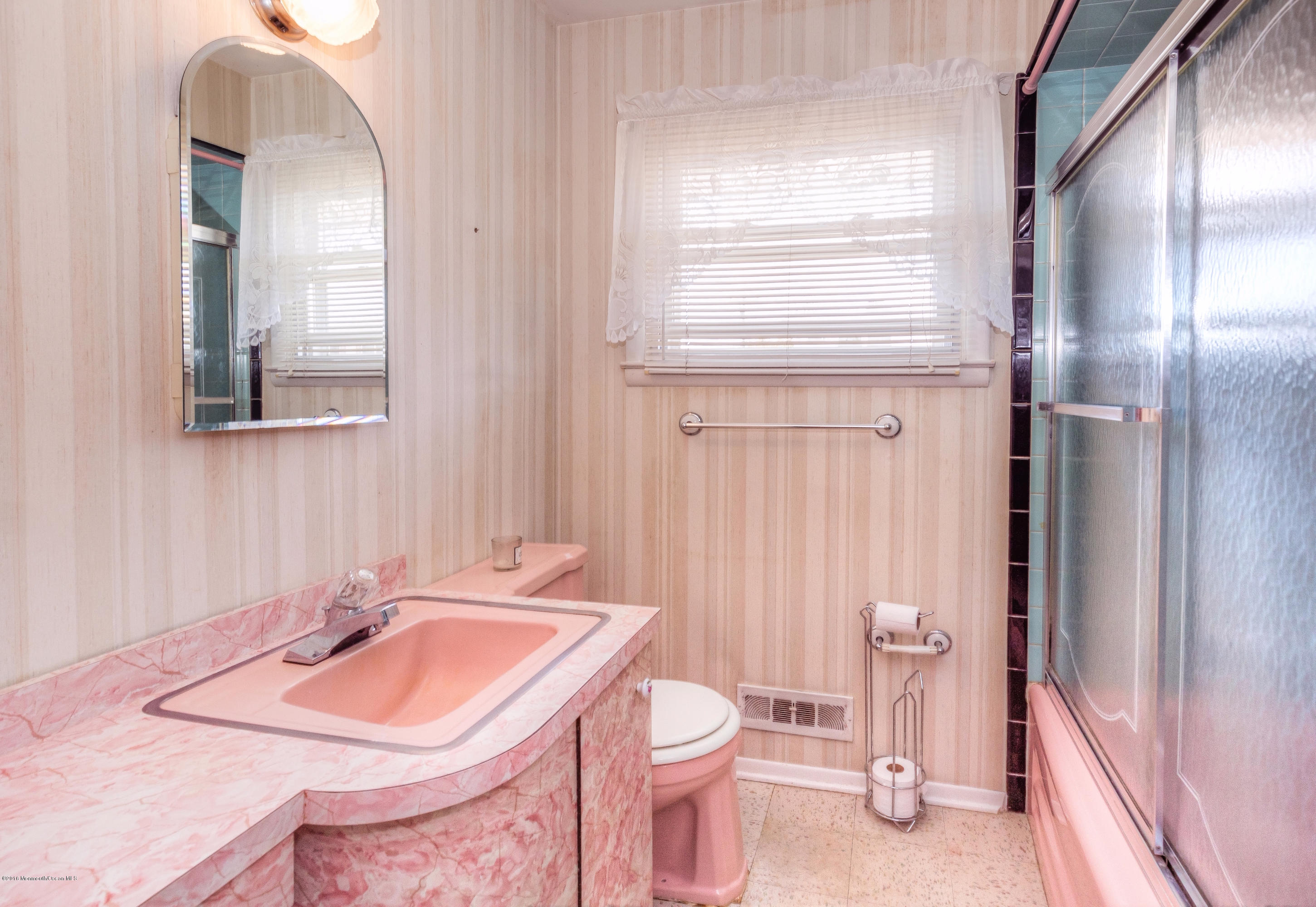 84 Waldron Road Toms River, NJ 08753 - Photo 19 of 22 Bath