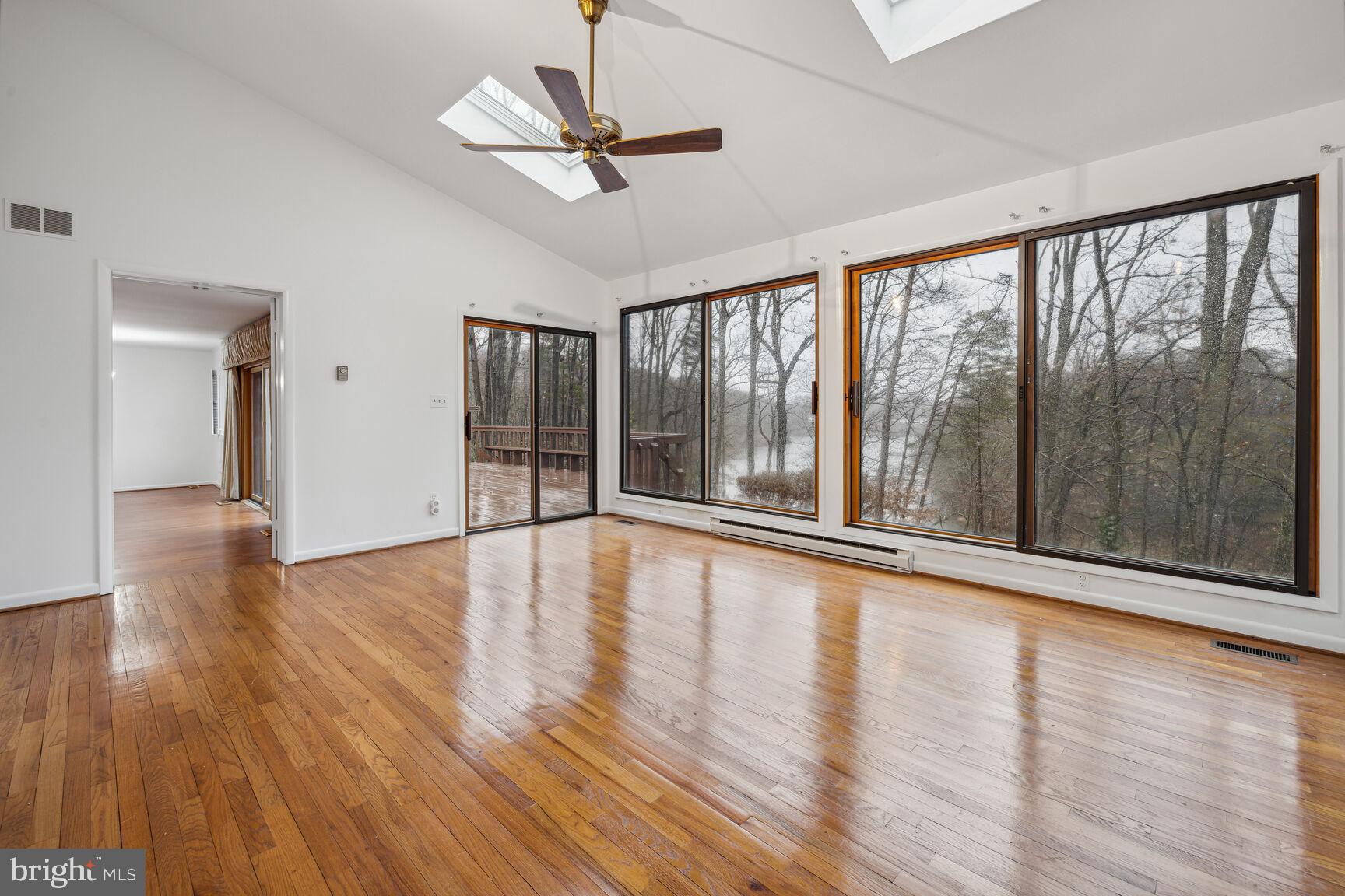 318 Halsey Road Annapolis, MD 21401 - Photo 12 of 19 Sunroom (15' X 18') opens to great room and MBR