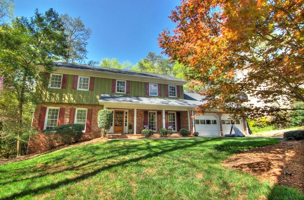 Fabulous 4 BR/2.5 BA Home in Chimney Springs Subdivision