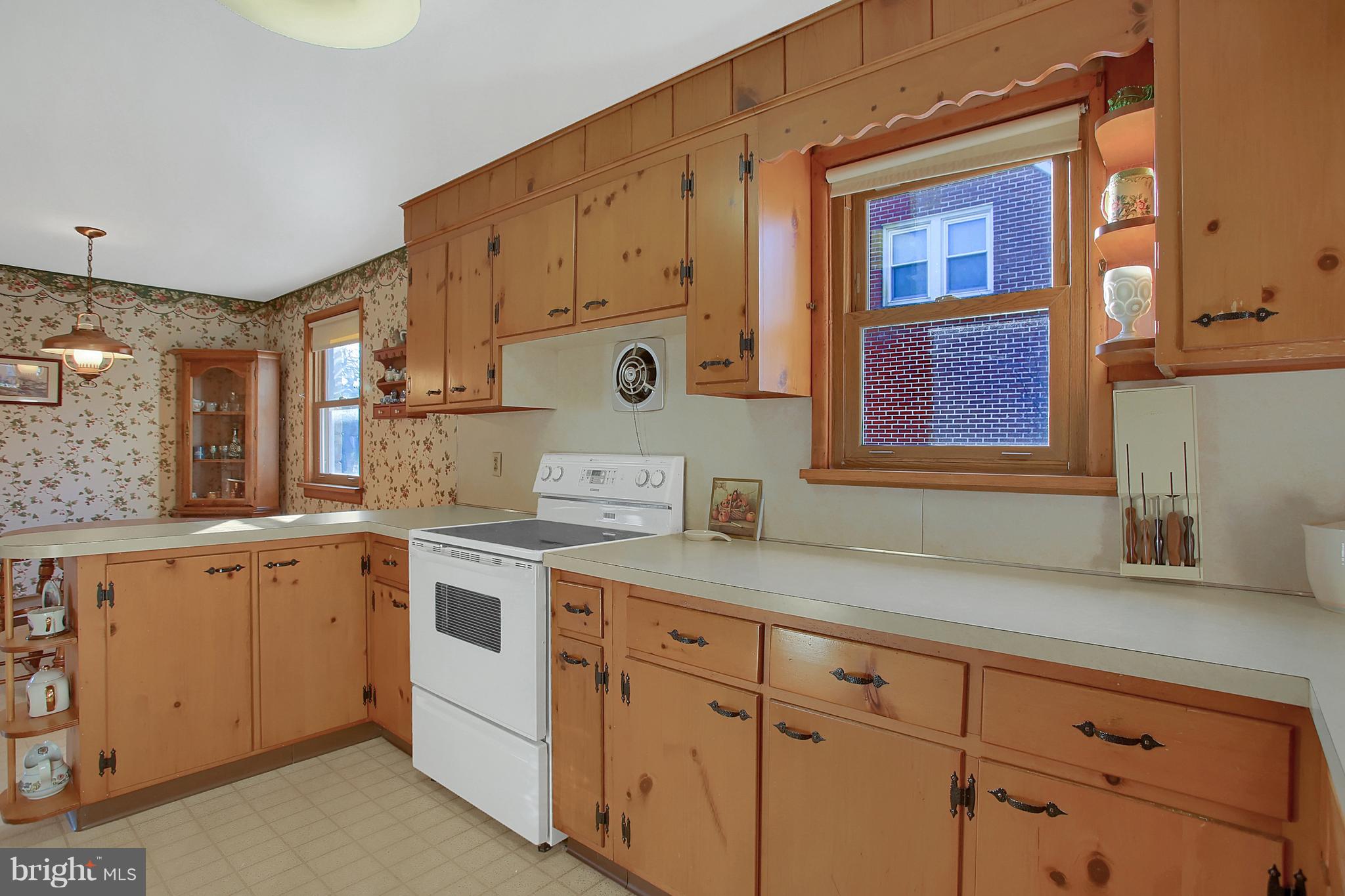2056 West Trindle Road Carlisle, PA 17013 - Photo 14 of 24 Gallery Image 14