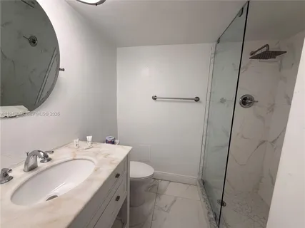 $3,350 | 5101 Collins Avenue, Unit 12T, Miami Beach, FL 33140