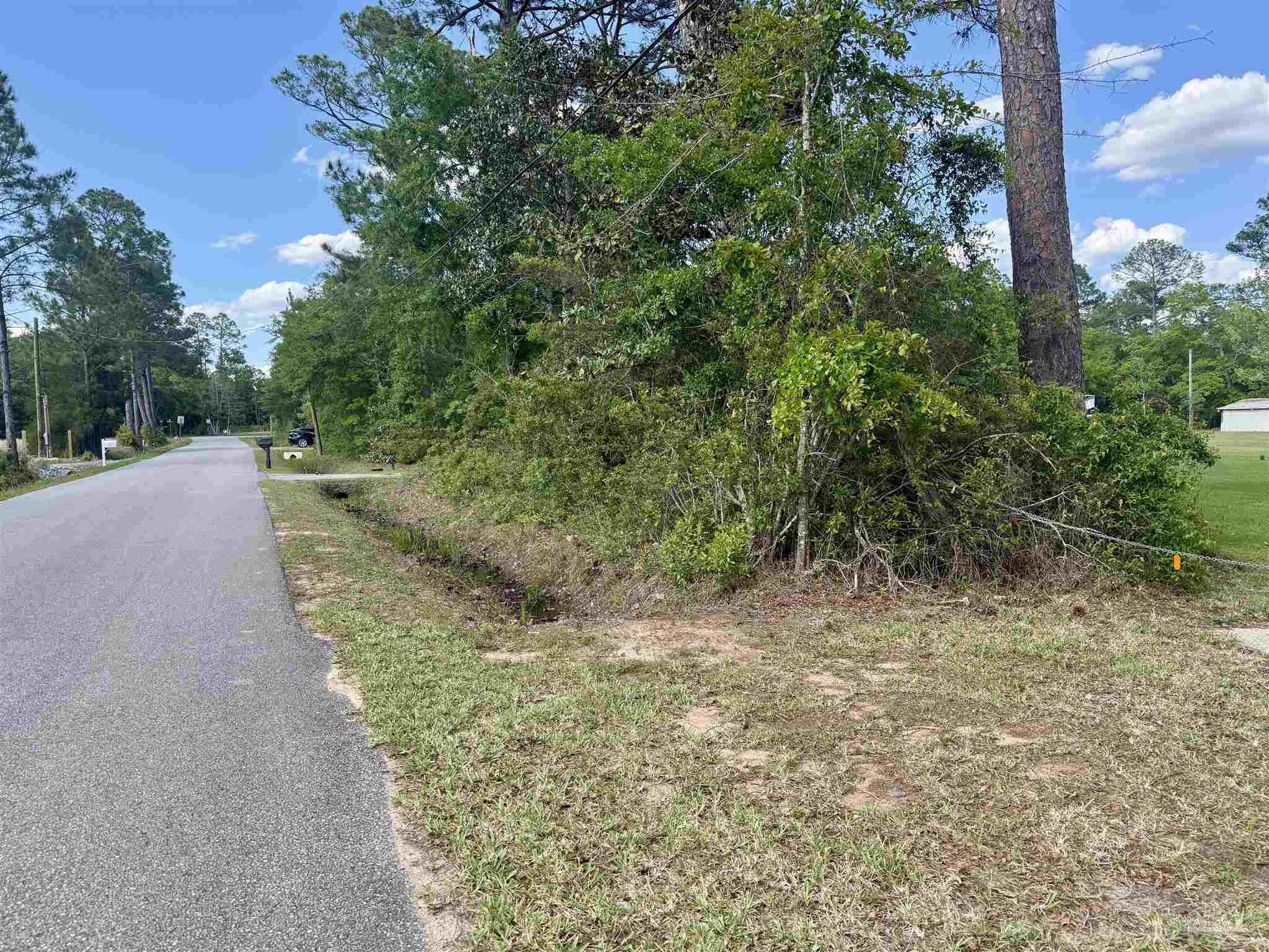 7524 Petersen Point Road Milton, FL 32583 - Photo 23 of 35