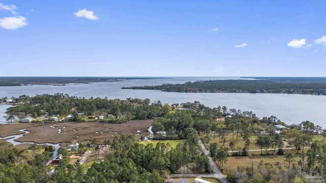 $314,900 | 7524 Petersen Point Road, Milton, FL 32583