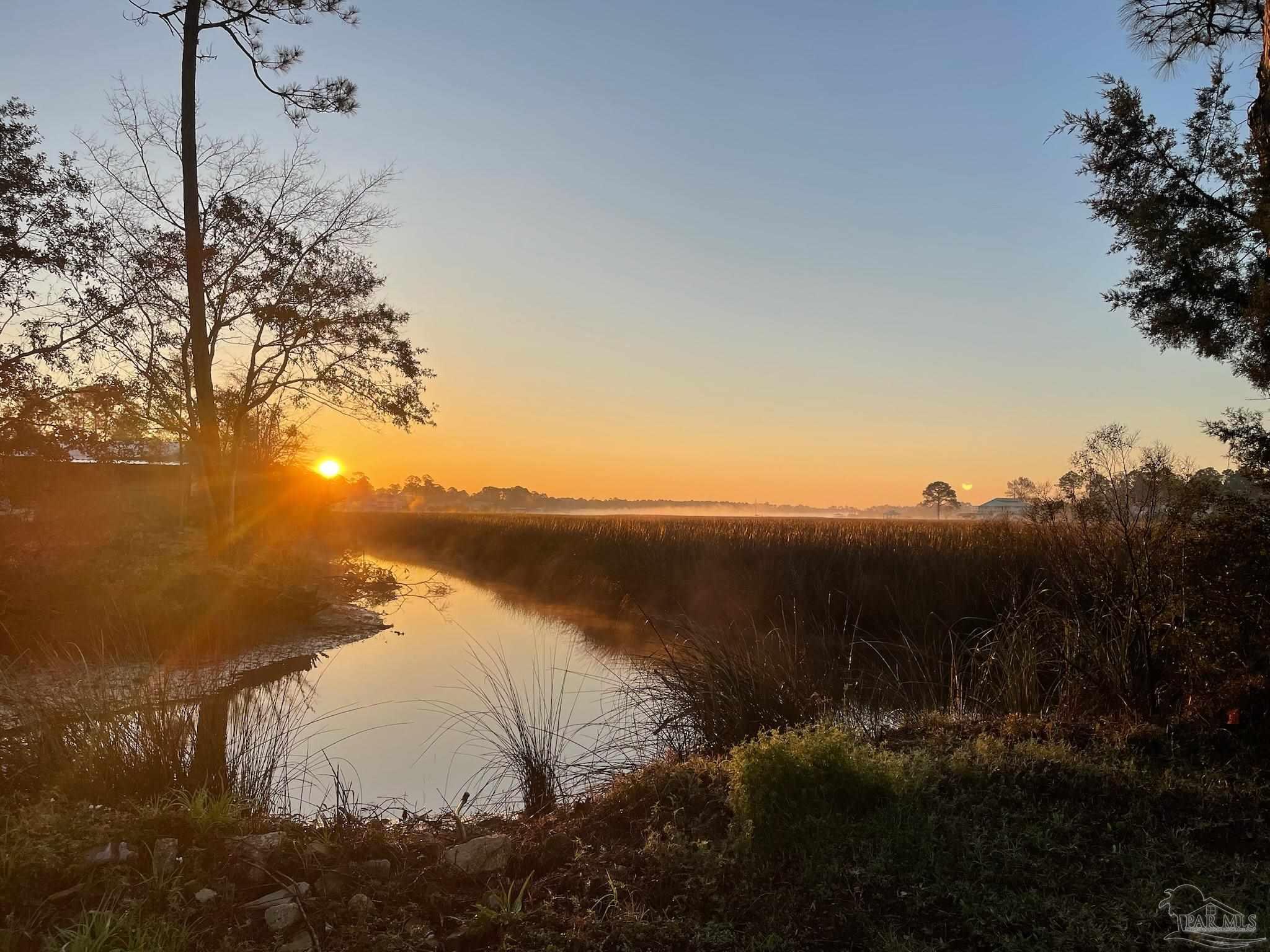 7524 Petersen Point Road Milton, FL 32583 - Photo 3 of 35