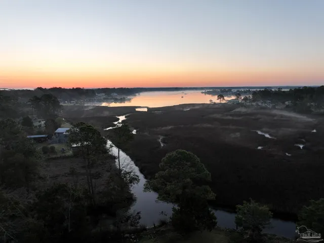 $314,900 | 7524 Petersen Point Road, Milton, FL 32583