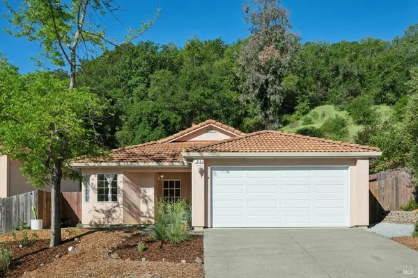 $630,000 | 313 Portofino Way, Cloverdale, CA 95425
