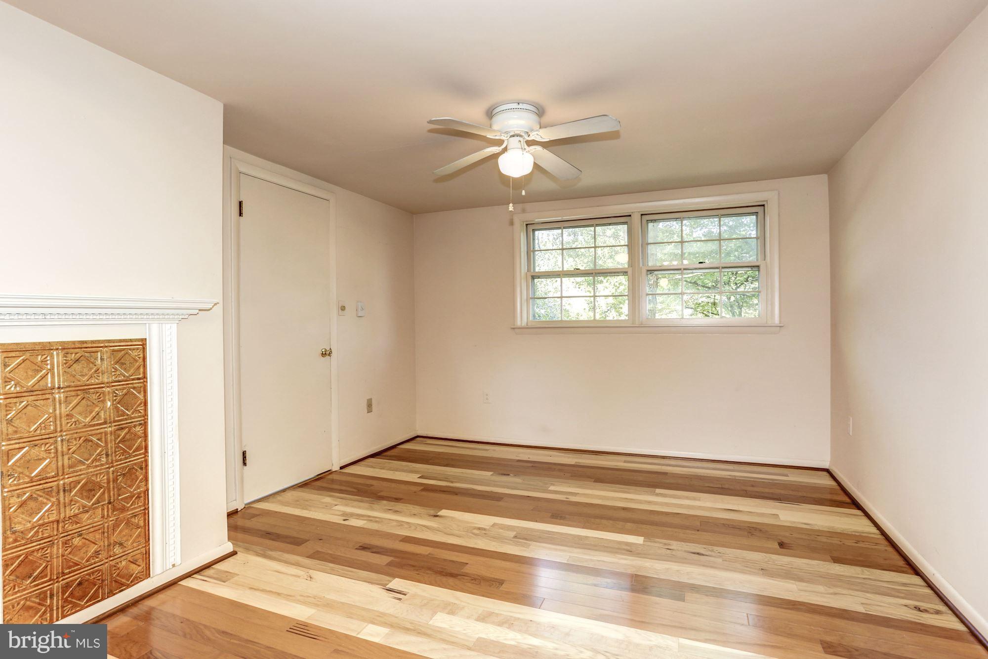9217 Gue Road Damascus, MD 20872 - Photo 22 of 27 New hardwood floors