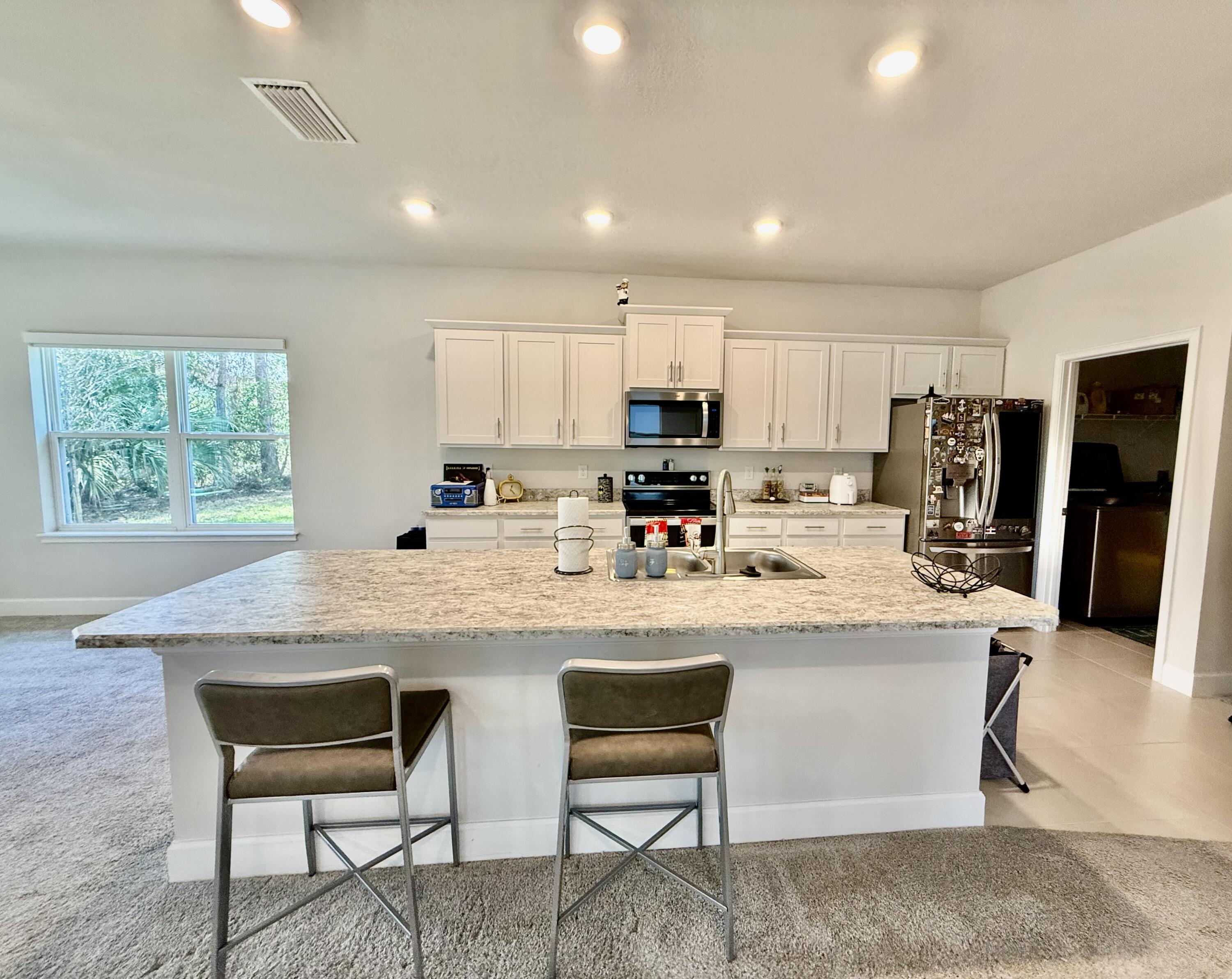 692 Northeast Turtleback Trail Port St. Lucie, FL 34983 - Photo 13 of 32 IMG_7323