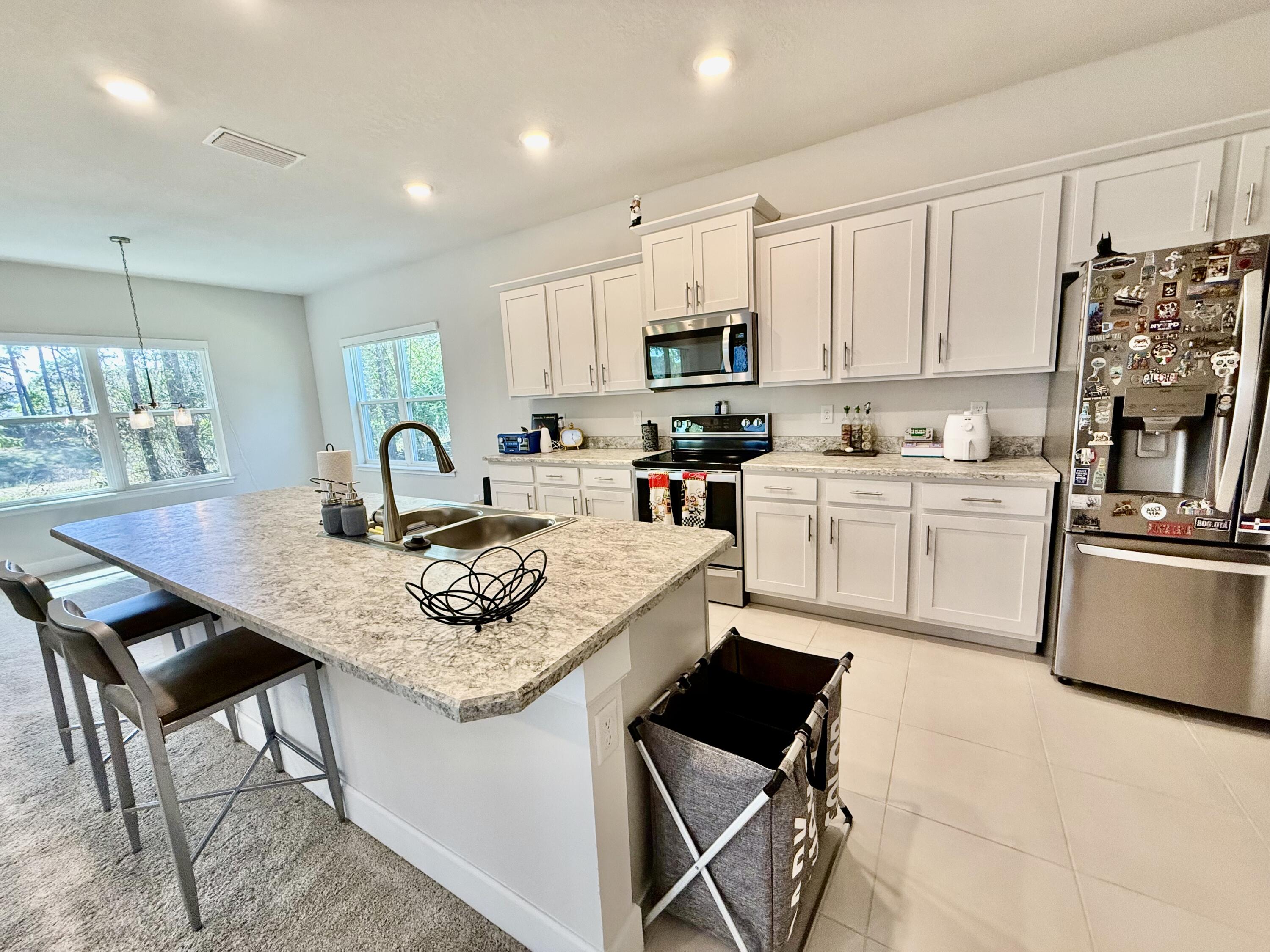 692 Northeast Turtleback Trail Port St. Lucie, FL 34983 - Photo 14 of 32 IMG_7326