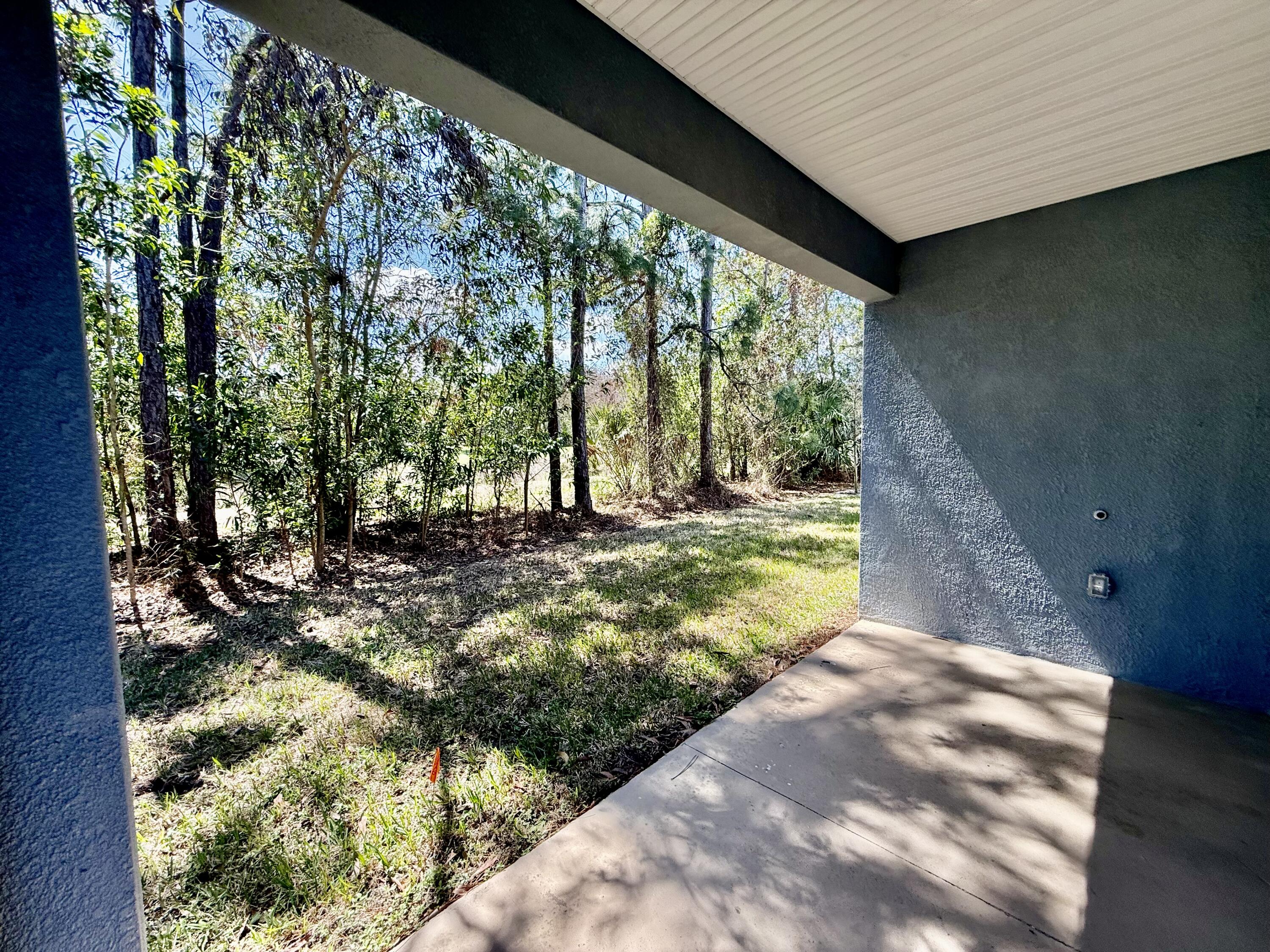 692 Northeast Turtleback Trail Port St. Lucie, FL 34983 - Photo 26 of 32 IMG_7328