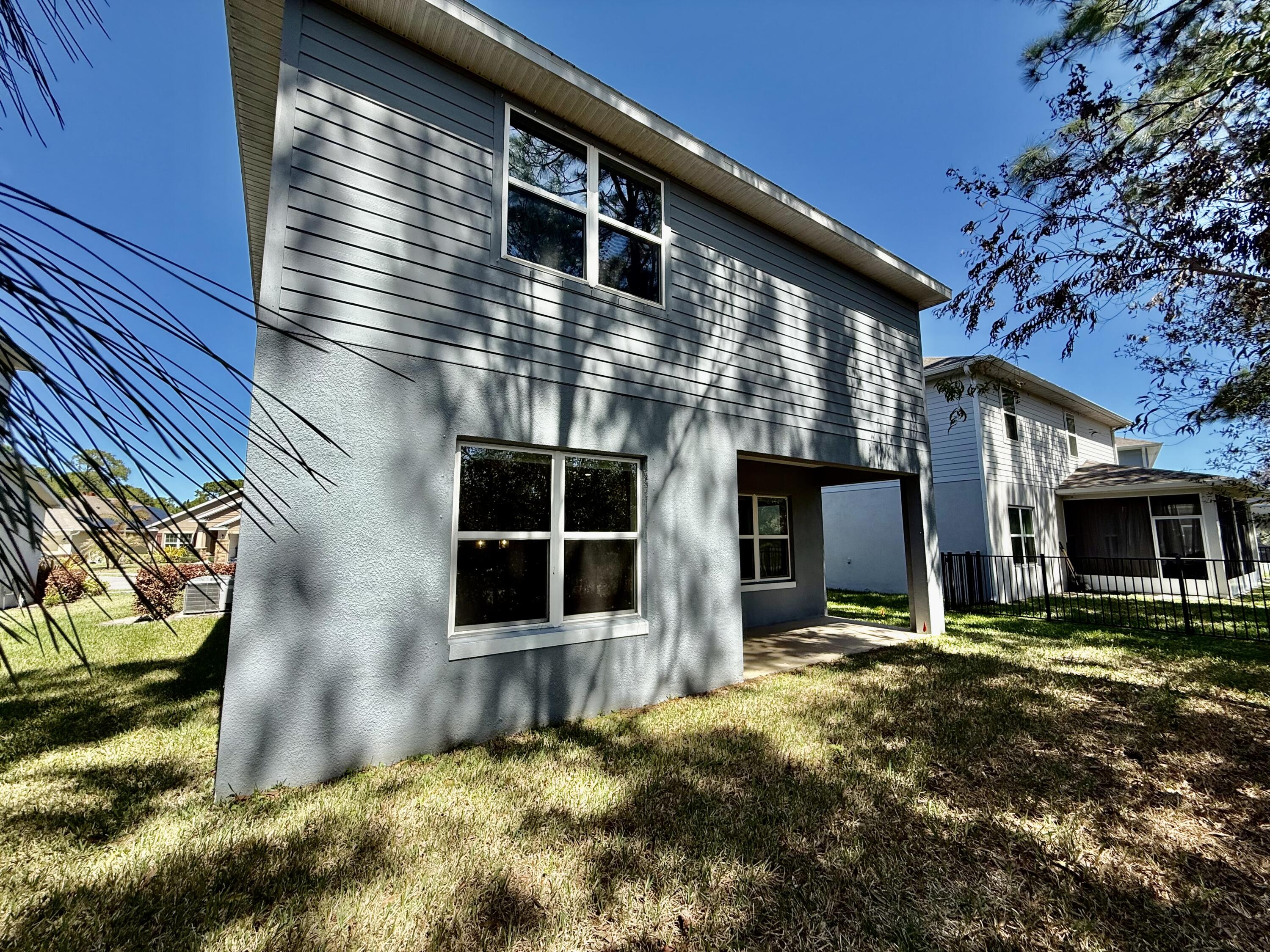 692 Northeast Turtleback Trail Port St. Lucie, FL 34983 - Photo 27 of 32 IMG_7331