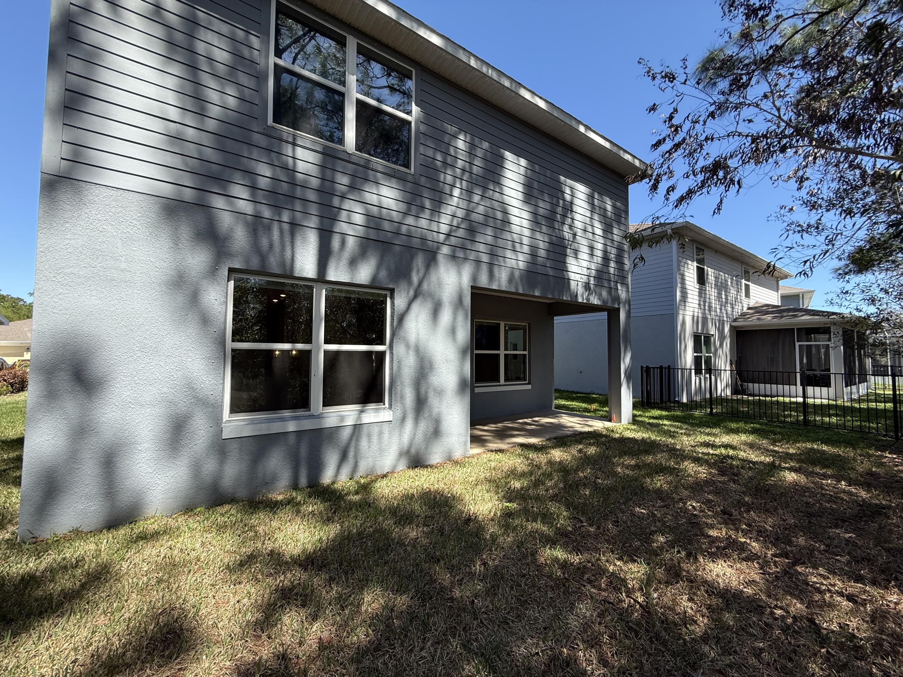 692 Northeast Turtleback Trail Port St. Lucie, FL 34983 - Photo 28 of 32 IMG_7333