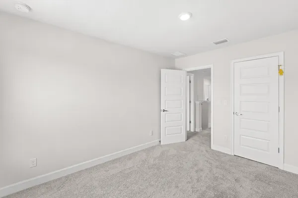 $2,900 | 692 Northeast Turtleback Trail, Port St. Lucie, FL 34983