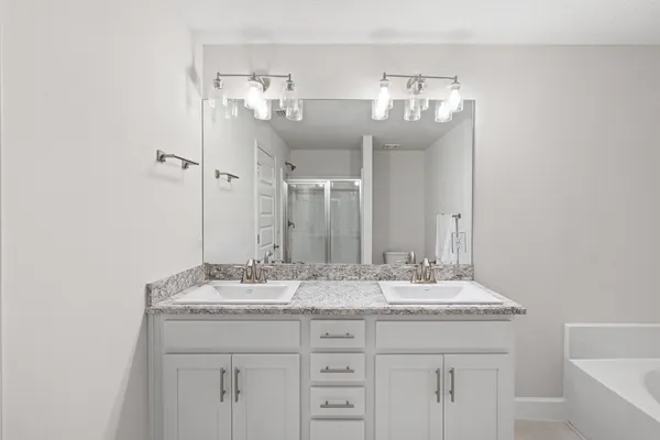 $2,900 | 692 Northeast Turtleback Trail, Port St. Lucie, FL 34983