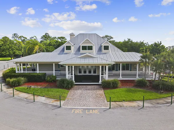 $2,900 | 692 Northeast Turtleback Trail, Port St. Lucie, FL 34983