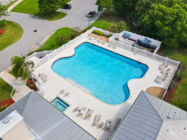 $2,900 | 692 Northeast Turtleback Trail, Port St. Lucie, FL 34983