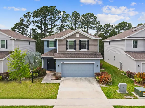 $2,900 | 692 Northeast Turtleback Trail, Port St. Lucie, FL 34983