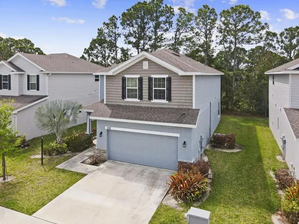 $2,900 | 692 Northeast Turtleback Trail, Port St. Lucie, FL 34983