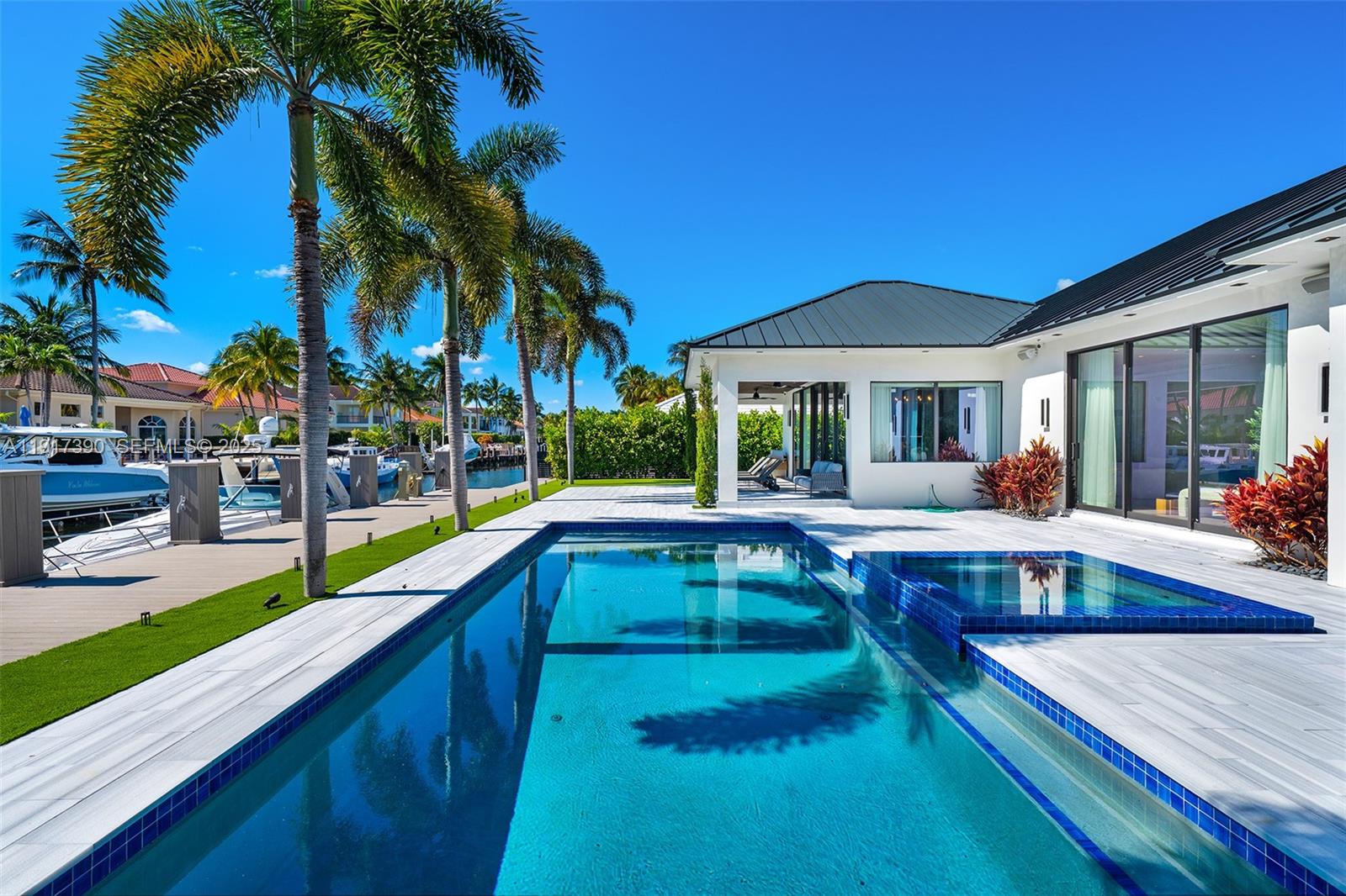900 Washington Street Hollywood, FL 33019 - Photo 44 of 61