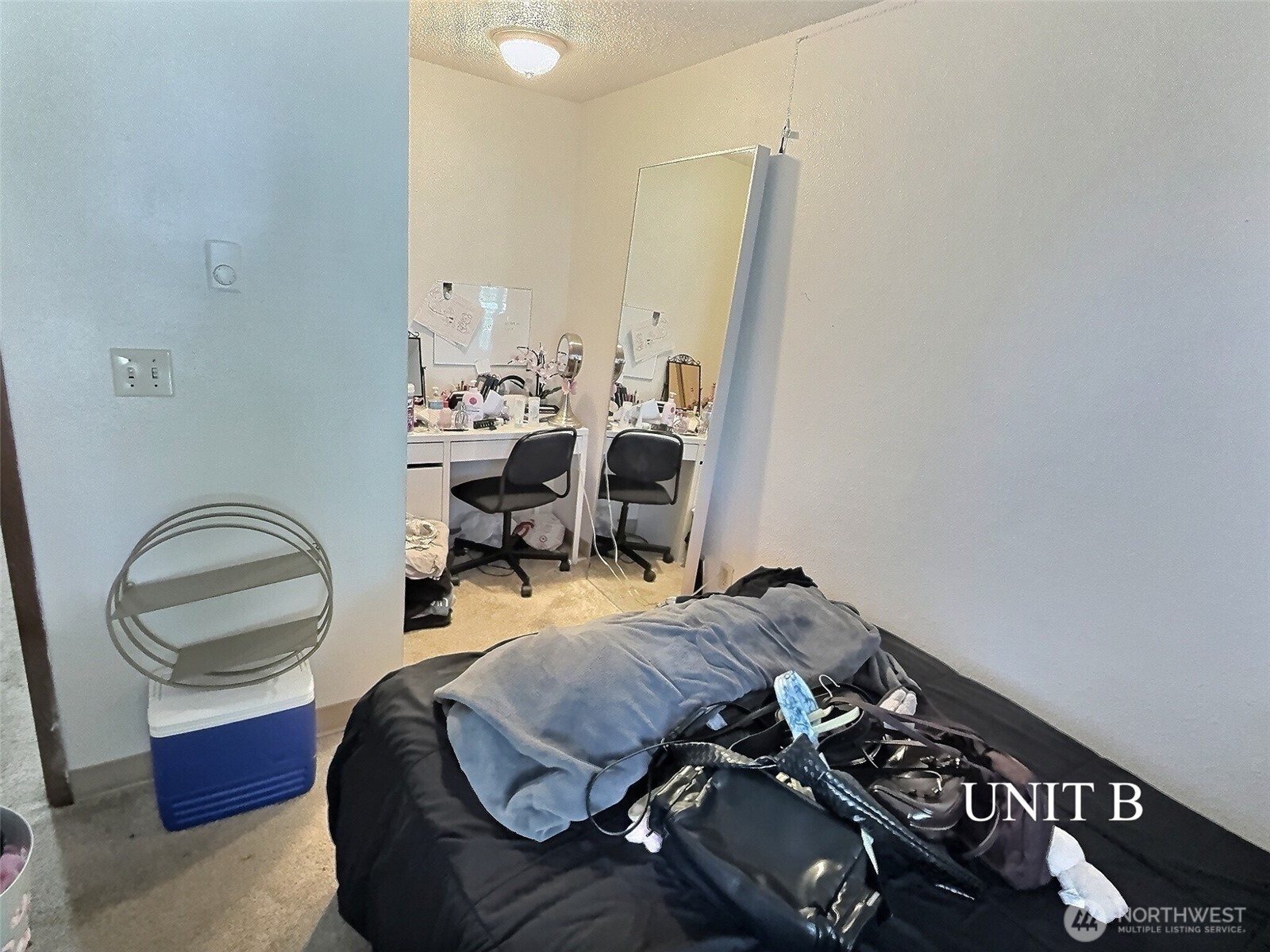 115 South 339th Circle Federal Way, WA 98003 - Photo 18 of 35 a bedroom with a bed and a mirror