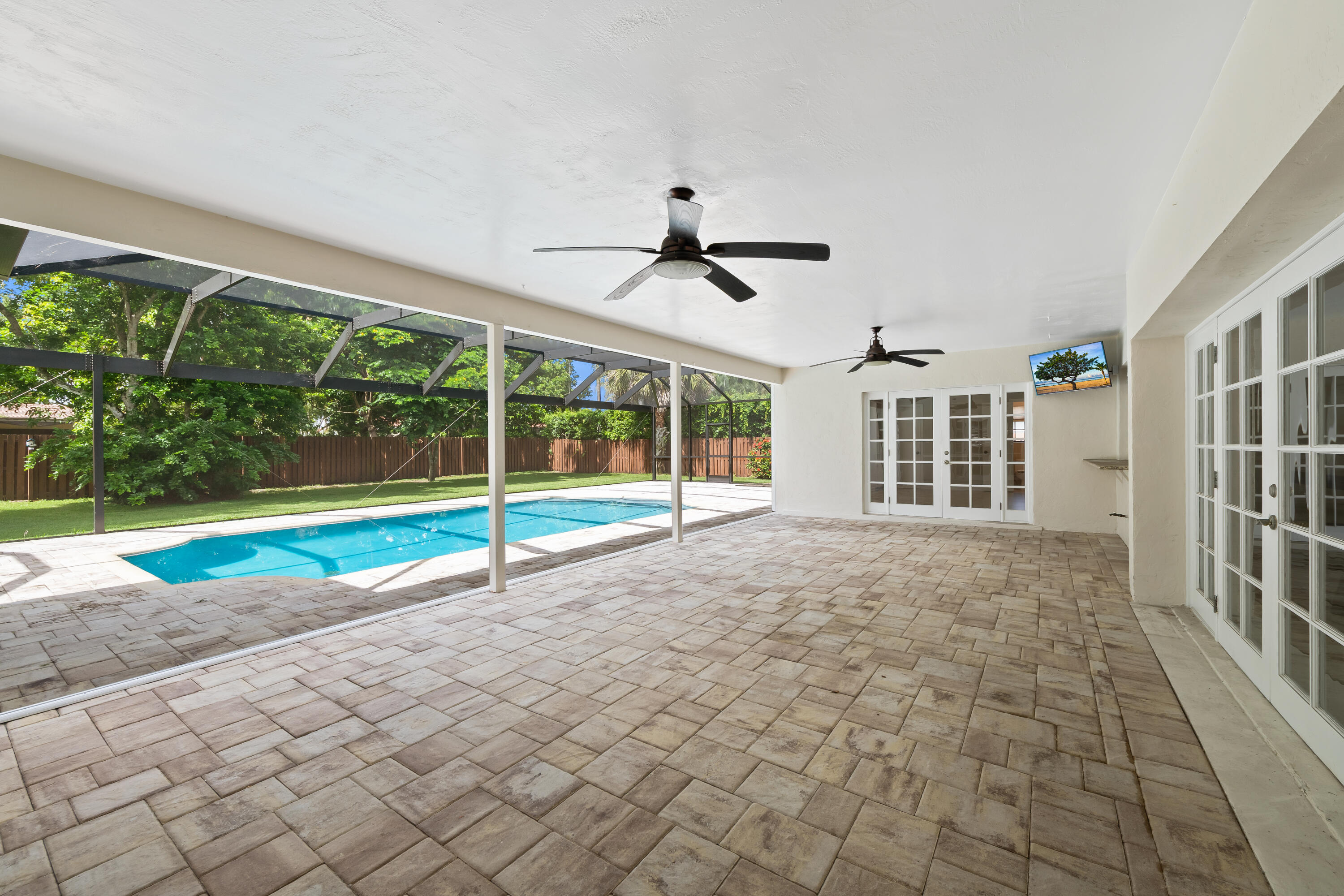 5720 Southwest 7th Street Plantation, FL 33317 - Photo 19 of 42 Pool/Patio