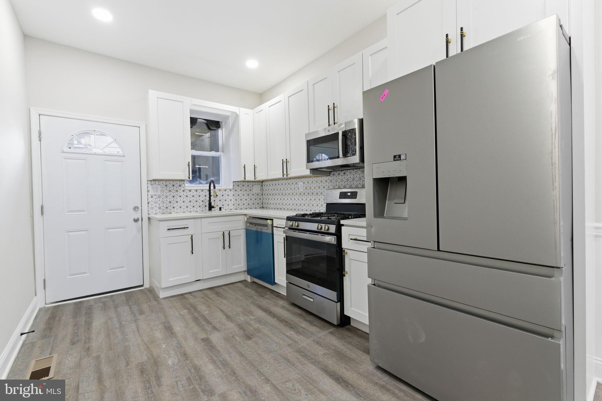 2248 South Darien Street Philadelphia, PA 19148 - Photo 11 of 29